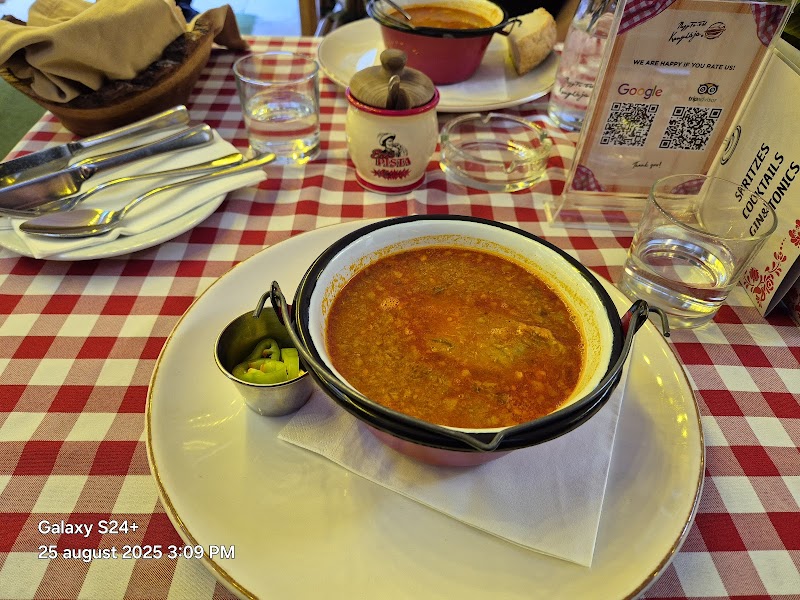Hell's Kitchen – Hungarian Restaurant