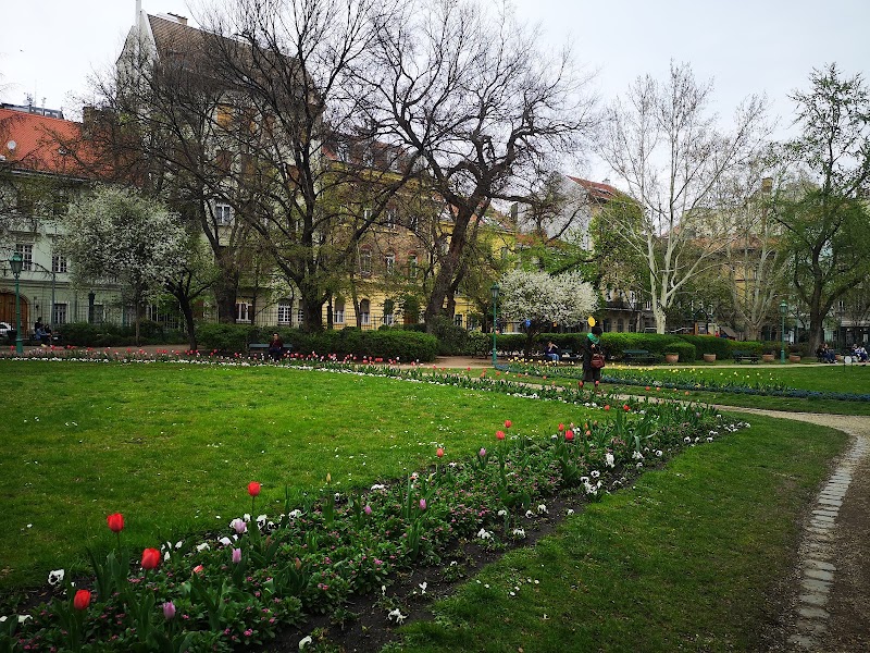 Károlyi Garden