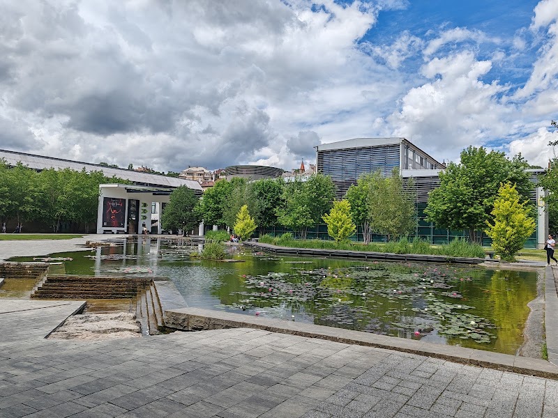 Мілленаріш (Millenáris Park)