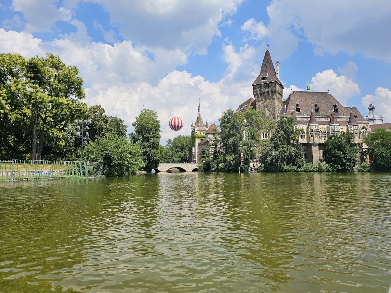 Варошлігет (Városliget)